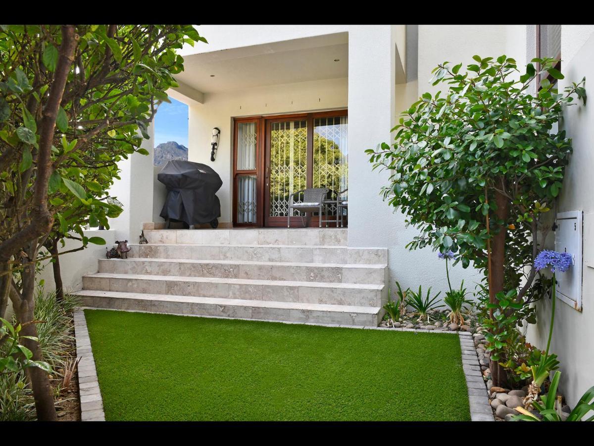 Sorbonne 1 - No Loadshedding Apartamento Franschhoek Exterior foto